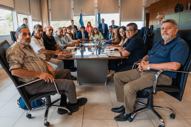 Docentes rechazaron la oferta y la paritaria pasó a cuarto intermedio